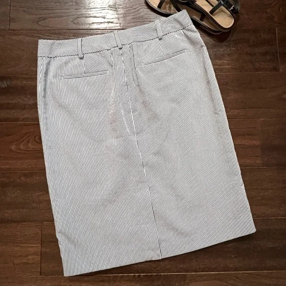 Talbots Navy Striped Seersucker Pencil Skirt Preppy Casual - Picture 4 of 11